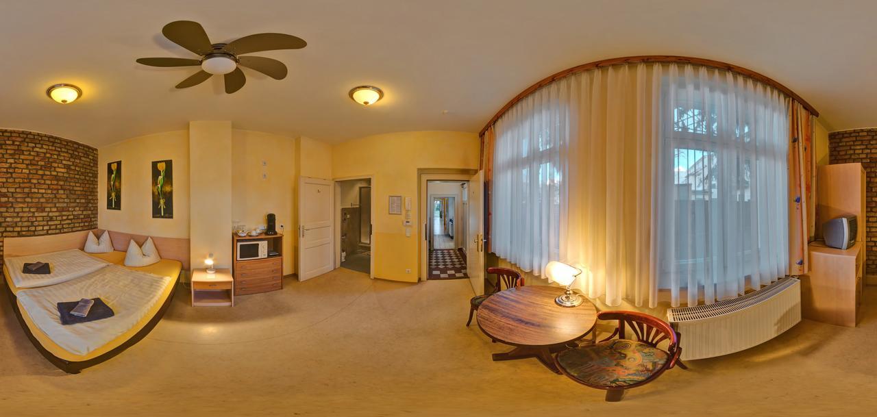Guest house Unicat